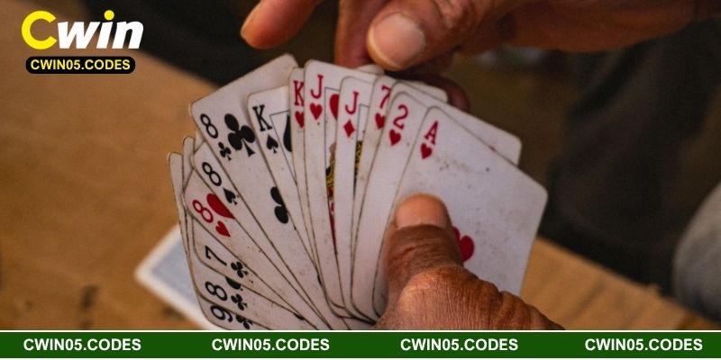 Hướng Dẫn Chơi Bài Liêng Tại CWIN